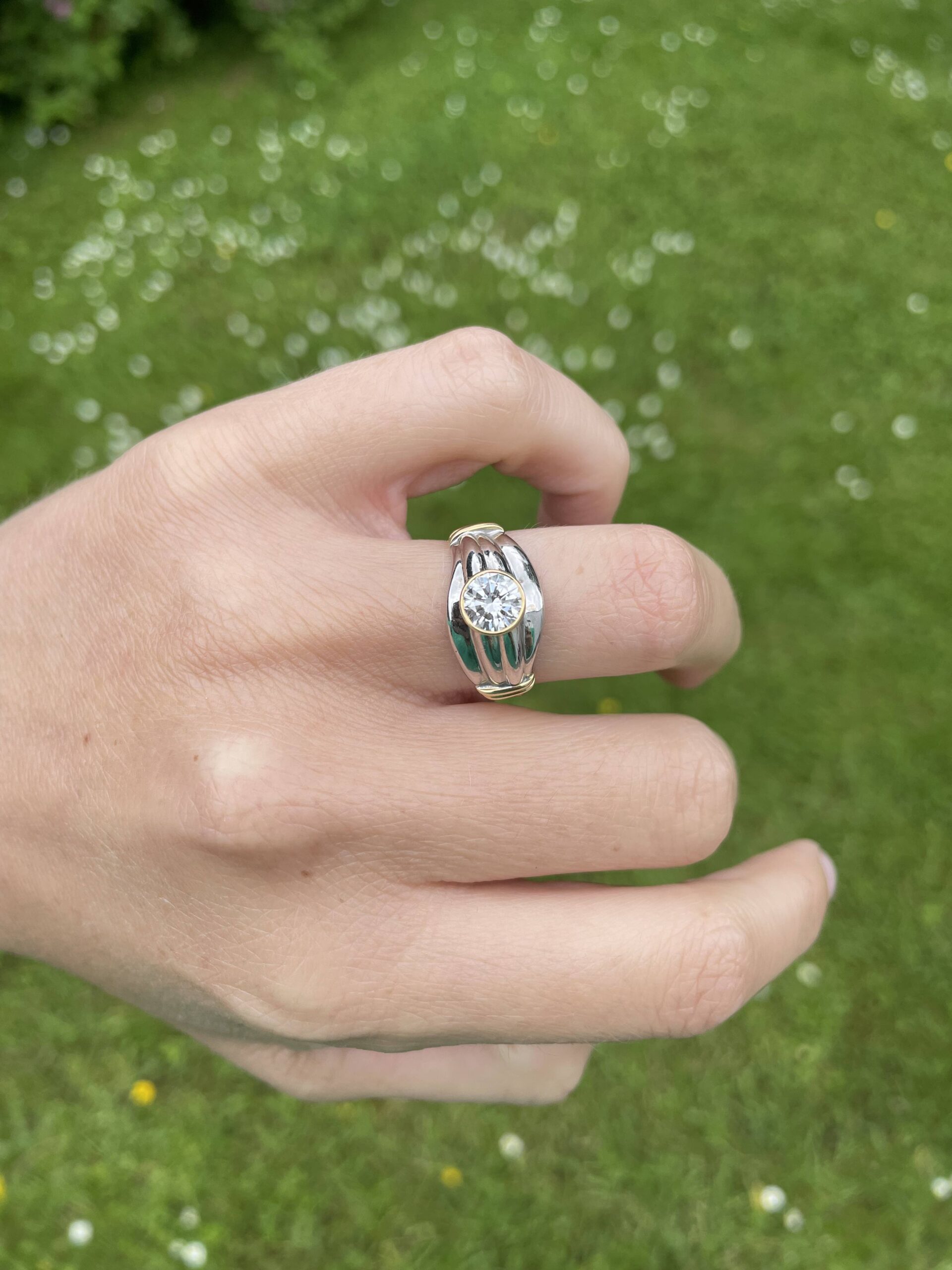 Solitaire godronné