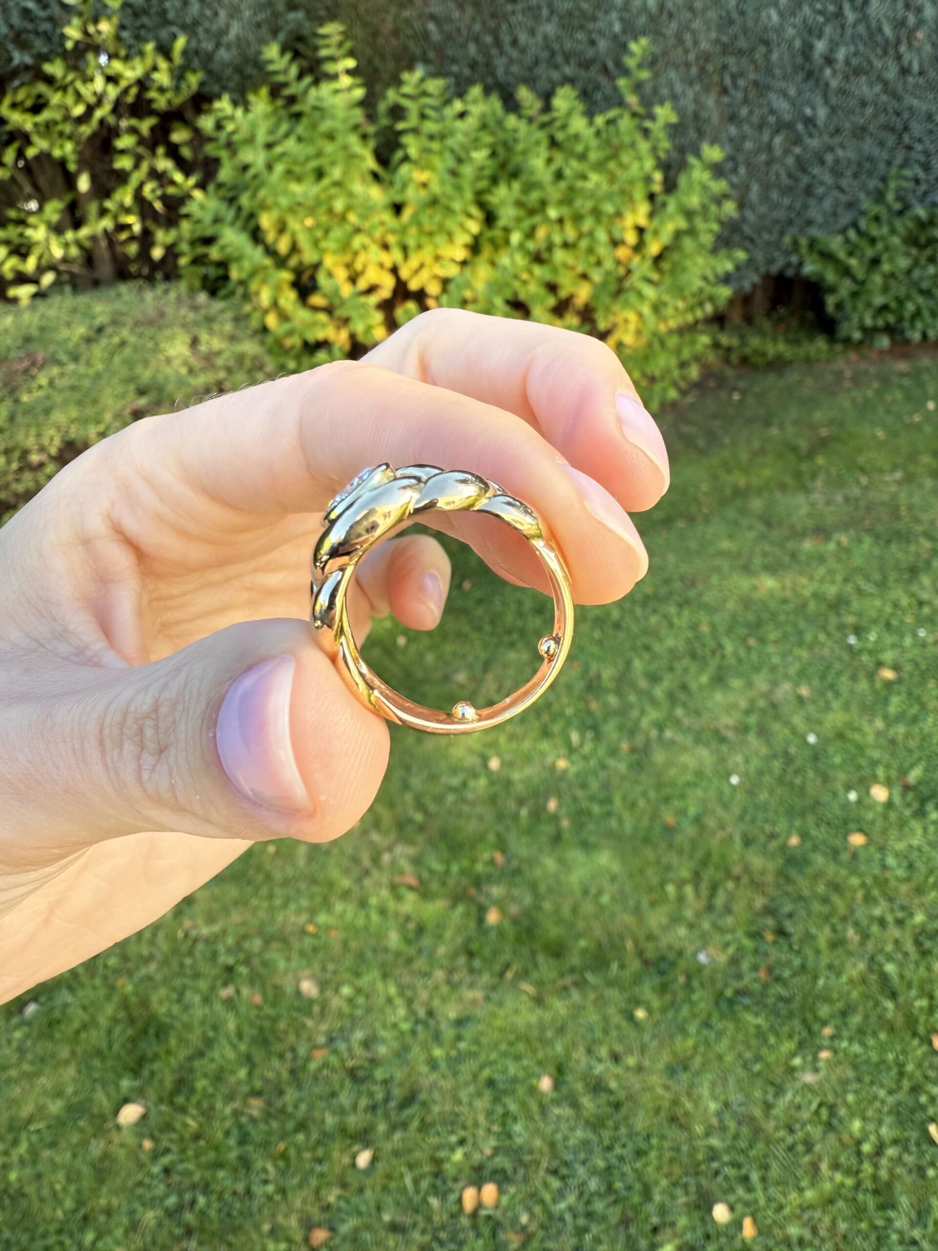 Bague brioche diamant