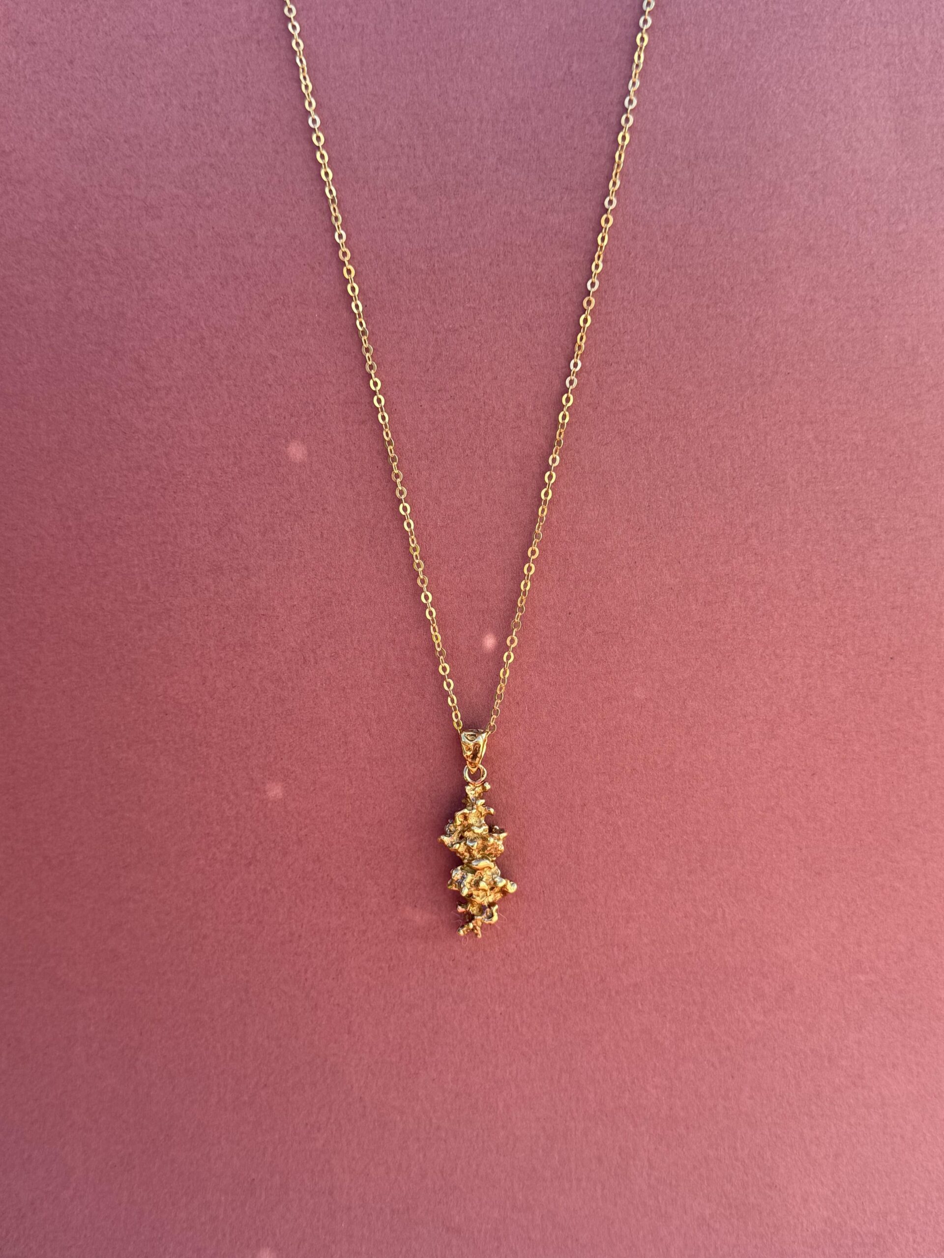 Pendentif pépite d'or