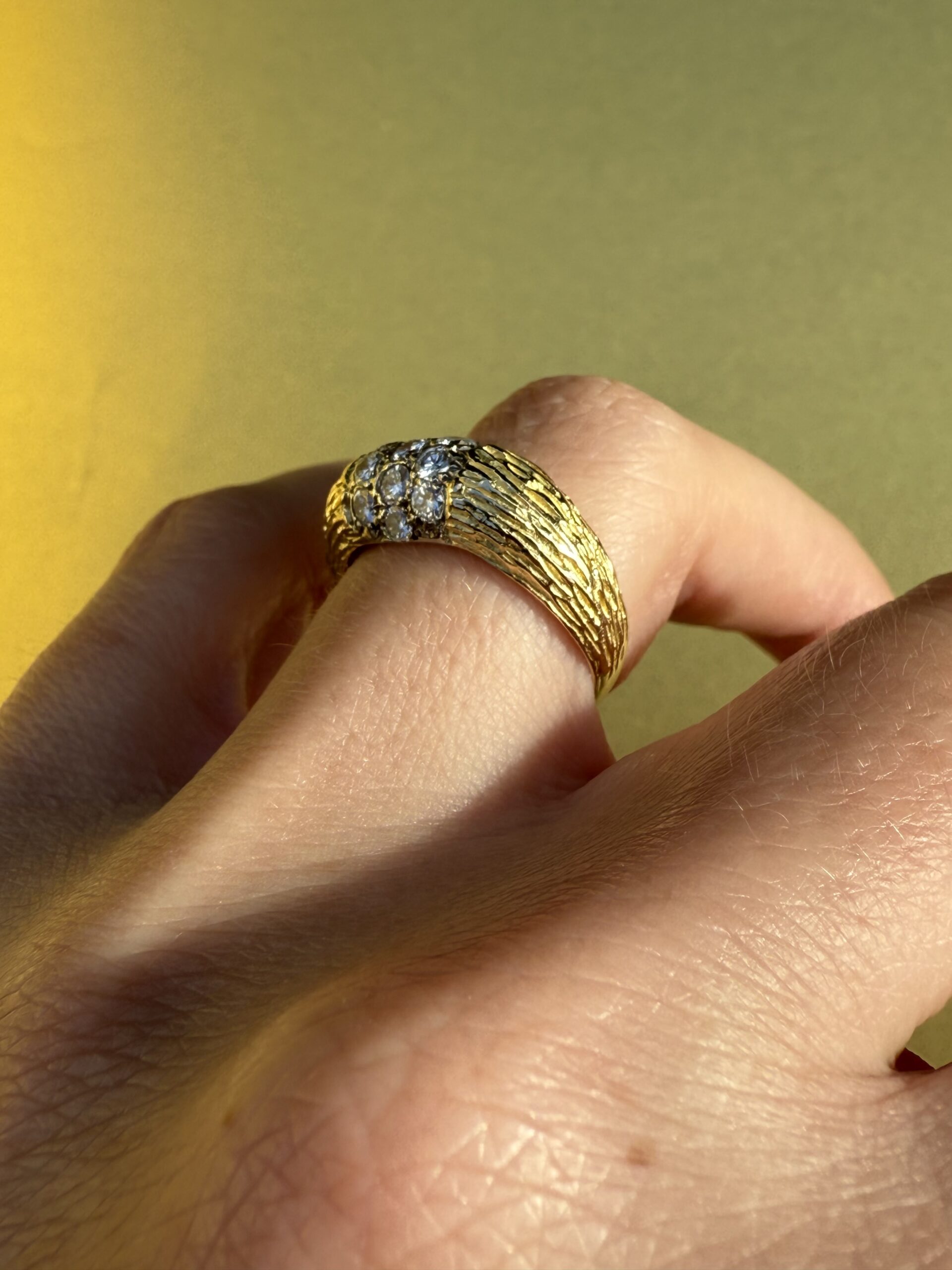 Bague reine des sixties