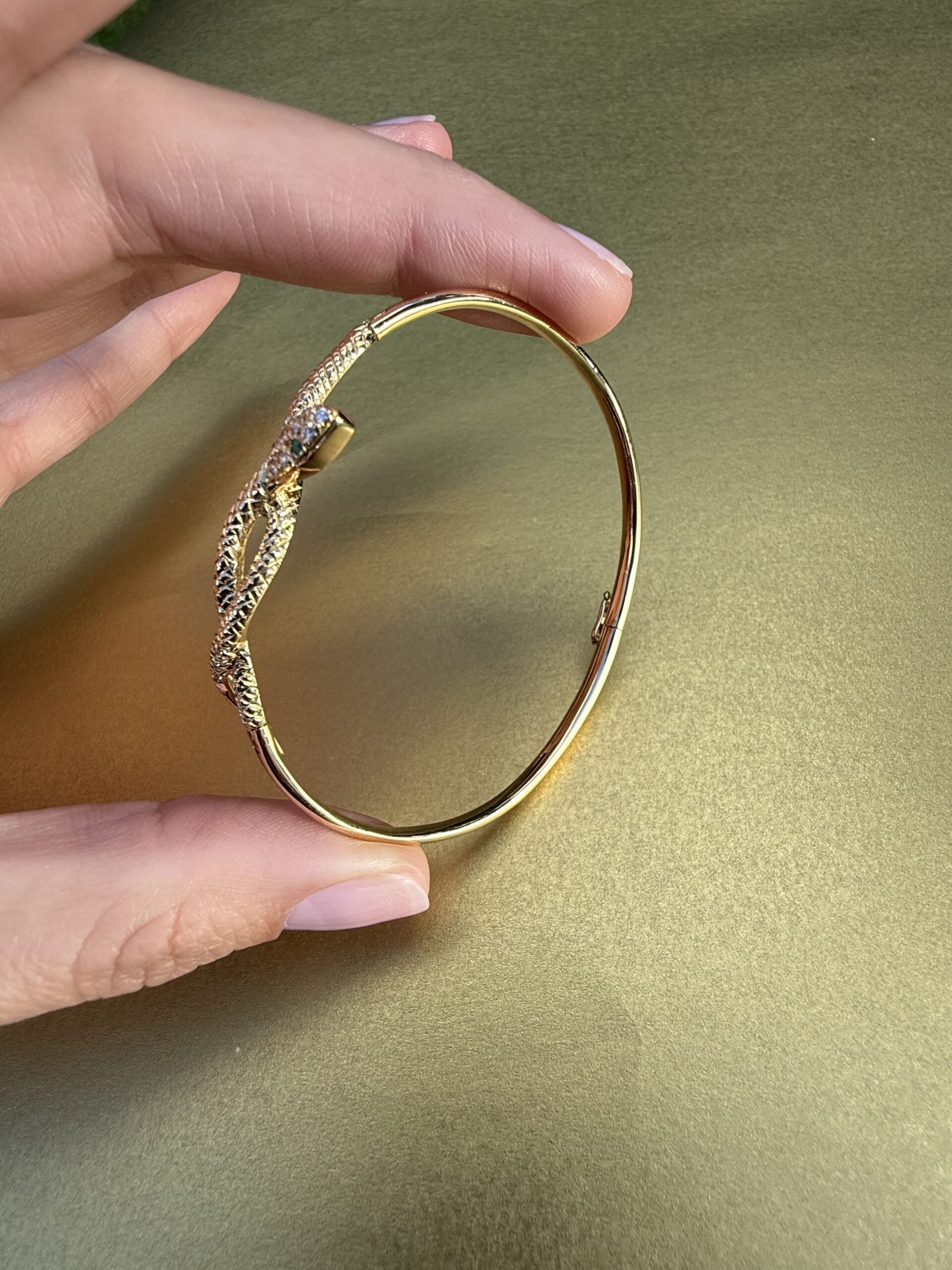 Bracelet serpent diamants et émeraudes