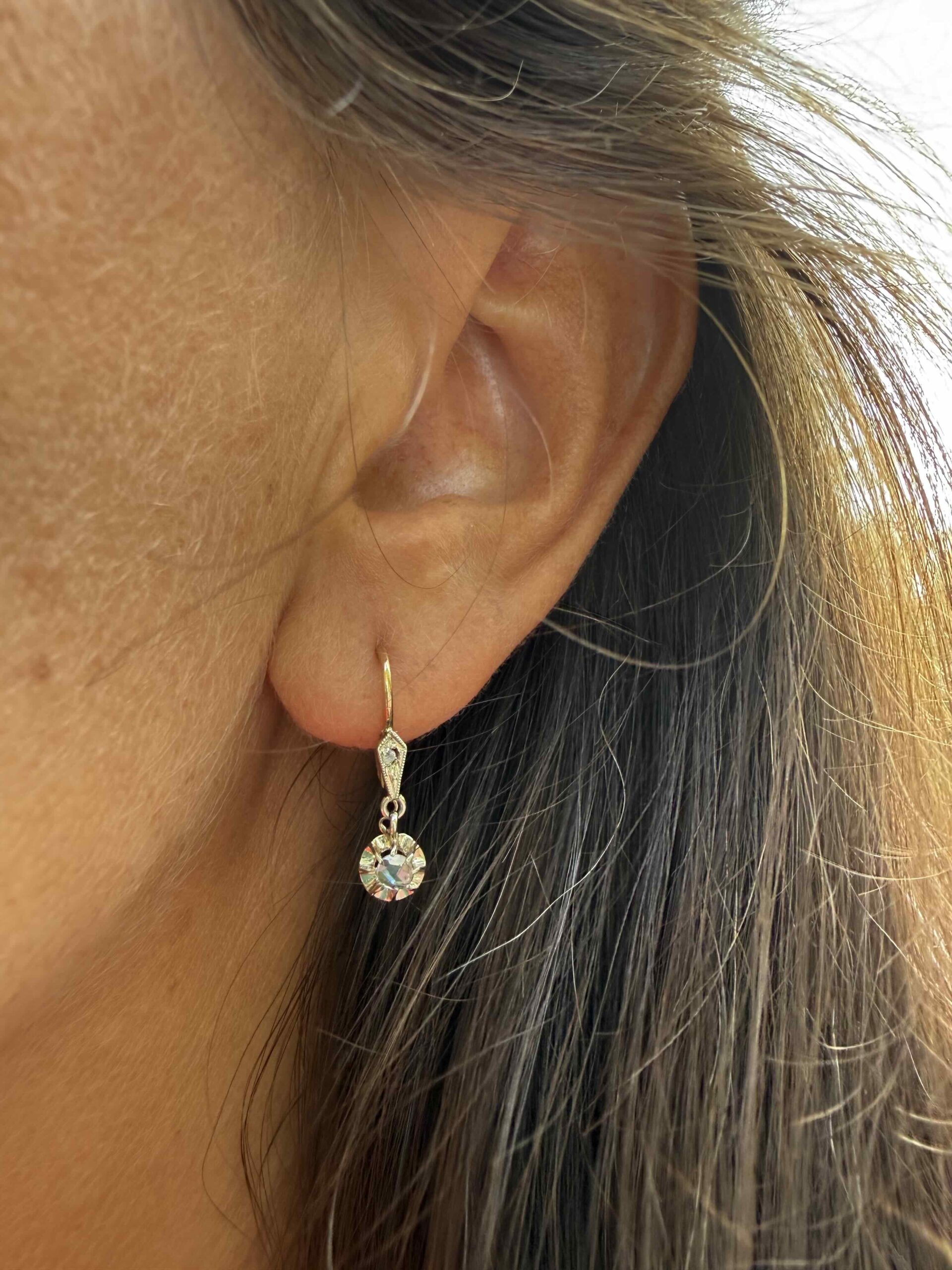 Paire de dormeuses diamants taille rose