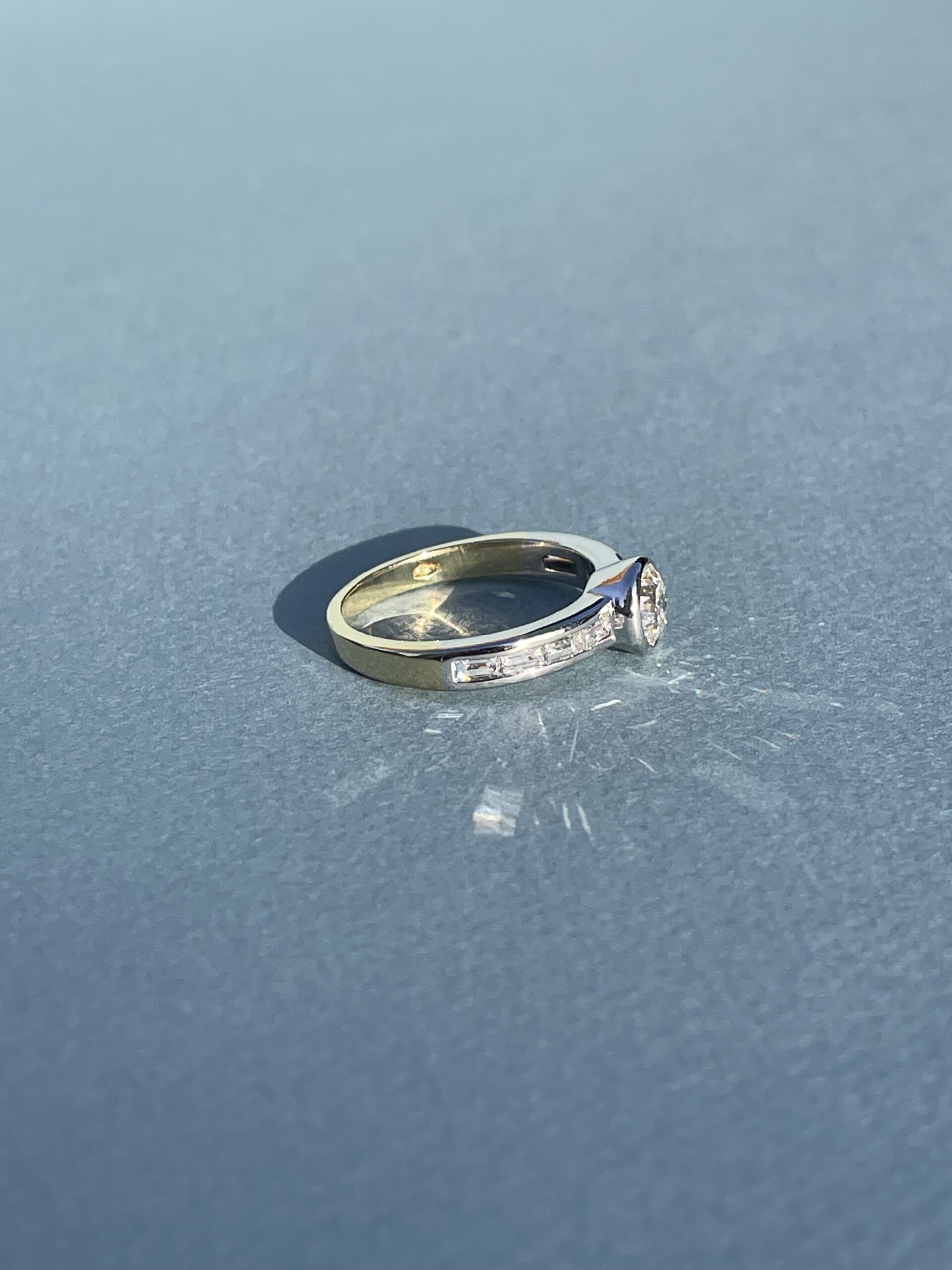 Bague bicolore baguettes