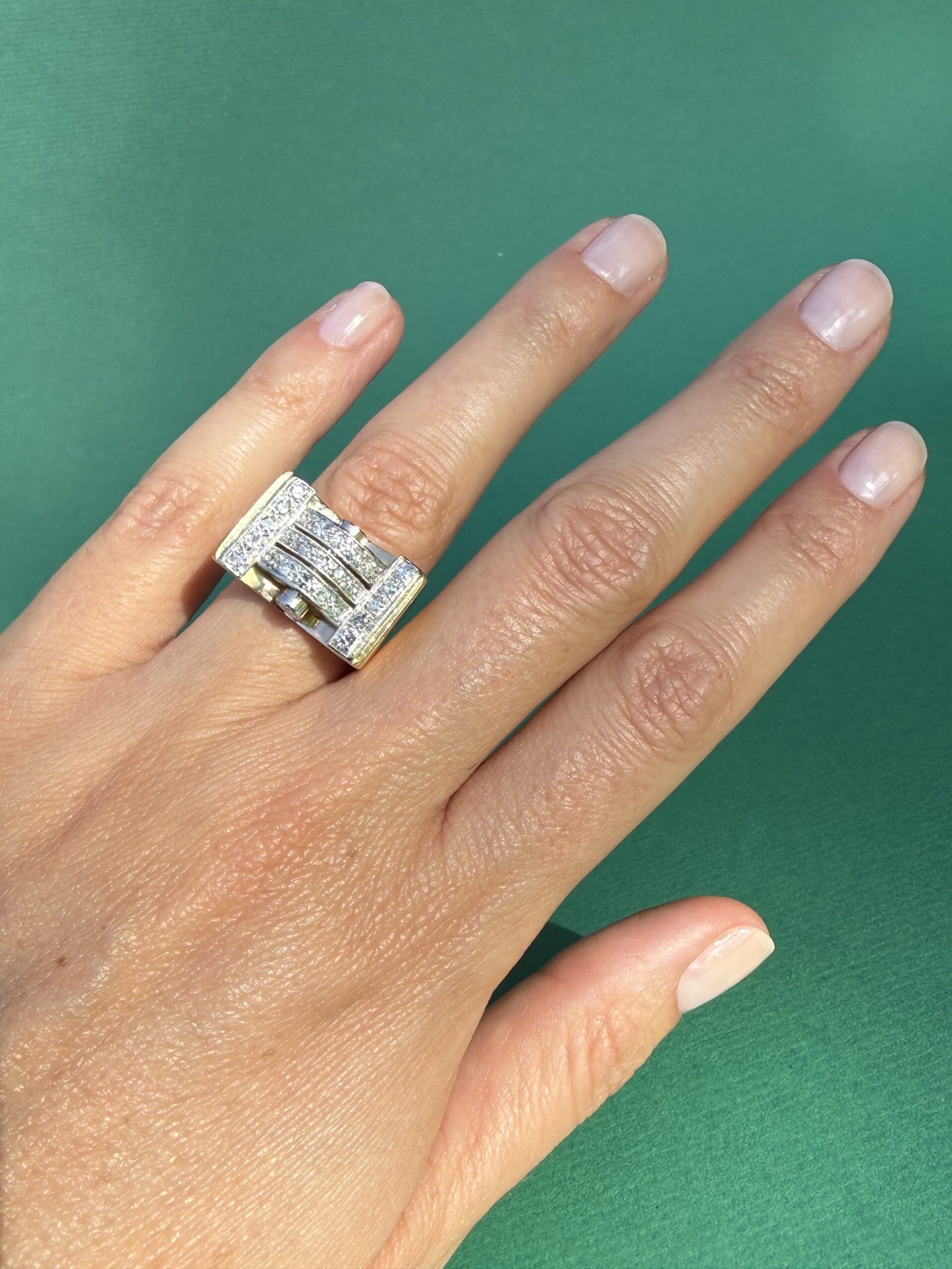 Bague tank diamants